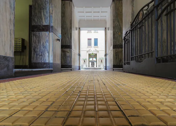 PrimoPiano - Piazza Napoli